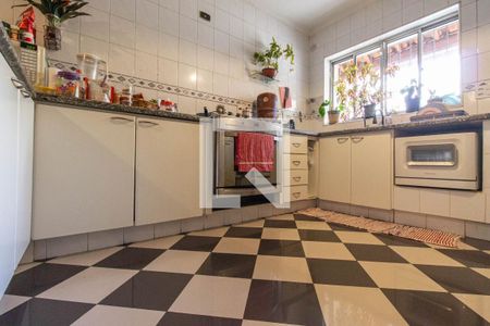 Casa à venda com 356m², 7 quartos e 3 vagasCozinha 2