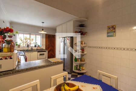 Casa à venda com 356m², 7 quartos e 3 vagasCozinha 2