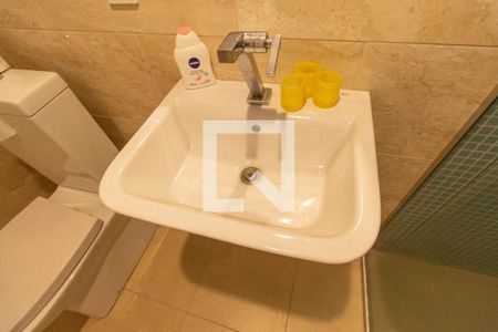 Casa à venda com 356m², 7 quartos e 3 vagasBanheiro da Suíte