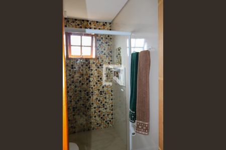 Casa à venda com 240m², 2 quartos e 5 vagas Casa à venda com 240m², 2 quartos e 5 vagasBanheiro da Suíte