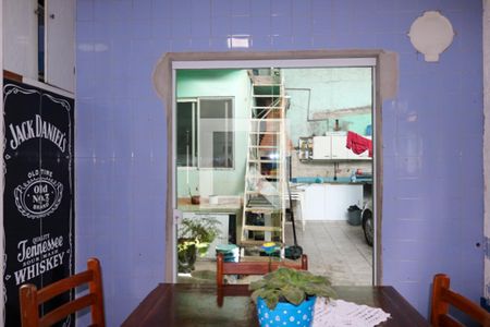 Casa à venda com 240m², 2 quartos e 5 vagas Casa à venda com 240m², 2 quartos e 5 vagasSala de Jantar