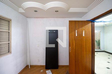Quarto 1 de casa para alugar com 4 quartos, 100m² em Itaquera, São Paulo