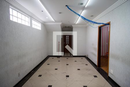 Sala de casa para alugar com 4 quartos, 100m² em Itaquera, São Paulo
