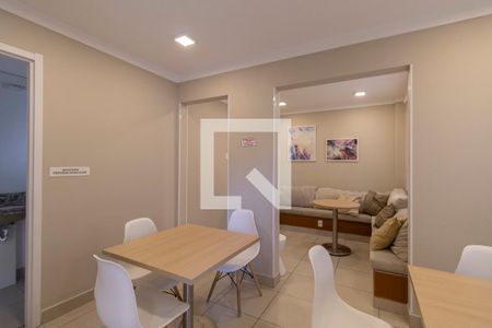 Apartamento para alugar com 35m², 2 quartos e sem vaga Apartamento para alugar com 35m², 2 quartos e sem vagaÁrea Comum - Salão de Festas