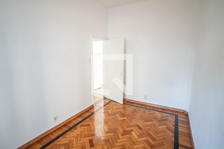 Quarto 1 de apartamento para alugar com 3 quartos, 81m² em Laranjeiras, Rio de Janeiro