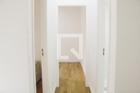 Corredor de apartamento para alugar com 2 quartos, 41m² em Vila Nova Cachoeirinha, São Paulo