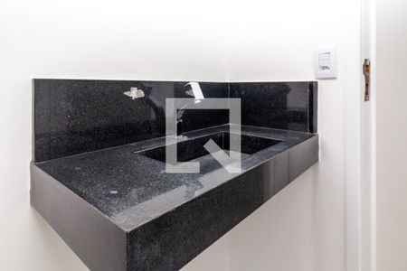 Casa à venda com 120m², 3 quartos e 2 vagasBanheiro da Suíte 2