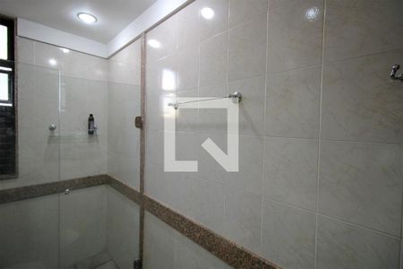 Apartamento à venda com 189m², 3 quartos e 2 vagasBanheiro