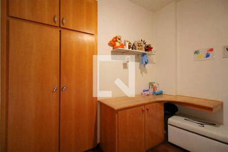 Apartamento à venda com 189m², 3 quartos e 2 vagasQuarto 2