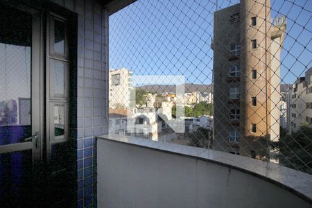 Apartamento à venda com 189m², 3 quartos e 2 vagasVaranda da Suite