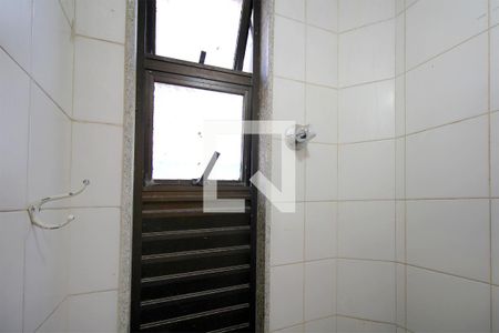 Apartamento à venda com 189m², 3 quartos e 2 vagasBanheiro de serviço