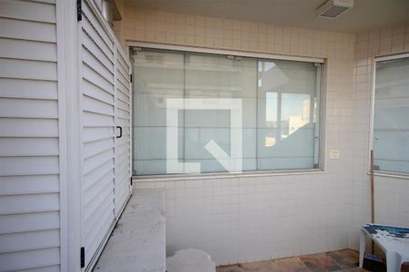 Apartamento à venda com 189m², 3 quartos e 2 vagasSauna e ducha