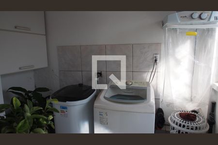 Casa à venda com 193m², 5 quartos e 2 vagasLavanderia