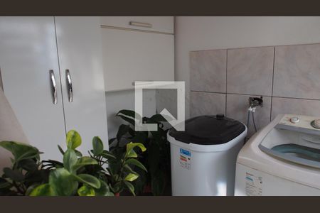 Casa à venda com 193m², 5 quartos e 2 vagasLavanderia