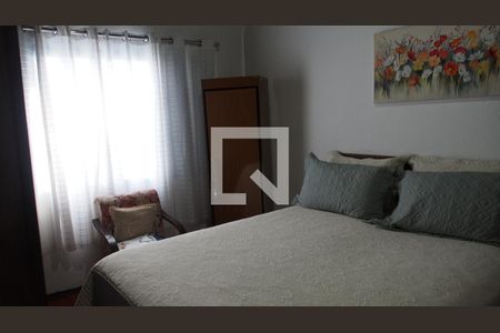 Casa à venda com 193m², 5 quartos e 2 vagasQuarto 2