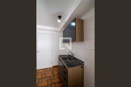 Cozinha e Área de Serviço de apartamento à venda com 2 quartos, 33m² em Vila São João, Guarulhos