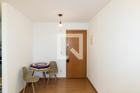 Sala de apartamento para alugar com 2 quartos, 48m² em Inhoaíba, Rio de Janeiro