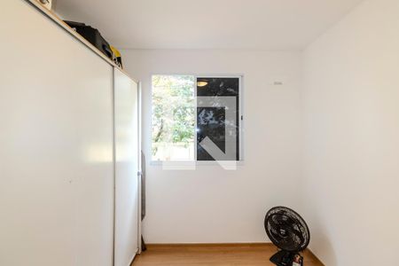 Quarto 2 de apartamento para alugar com 2 quartos, 48m² em Inhoaíba, Rio de Janeiro