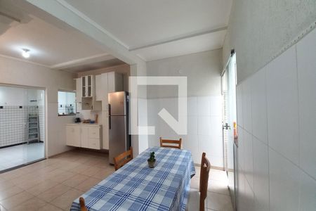 Casa para alugar com 170m², 3 quartos e 2 vagasCopa