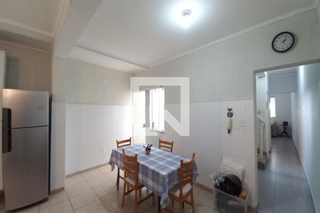 Casa para alugar com 170m², 3 quartos e 2 vagasCopa