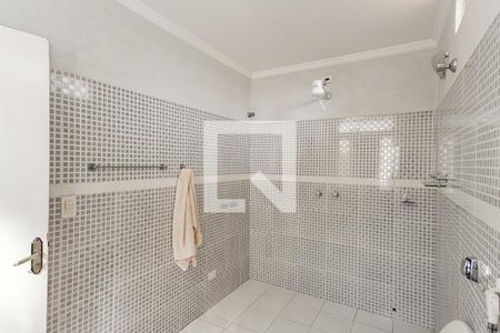 Casa à venda com 360m², 7 quartos e 3 vagasBanheiro da Suíte 2