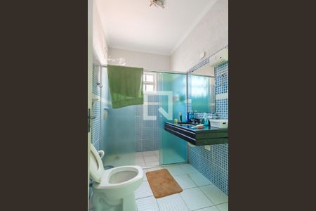 Casa à venda com 360m², 7 quartos e 3 vagasBanheiro da Suíte 3 e 4 (suíte americana)