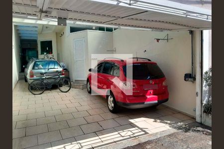 Casa à venda com 117m², 3 quartos e 3 vagas Casa à venda com 117m², 3 quartos e 3 vagasGaragem