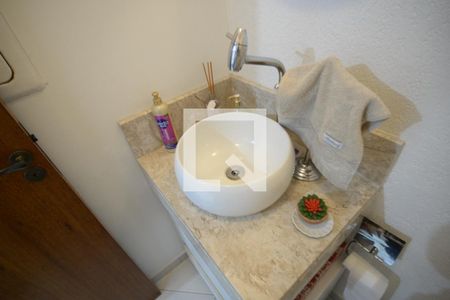 Casa à venda com 117m², 3 quartos e 3 vagasLavabo