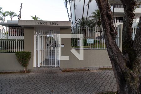 Apartamento para alugar com 120m², 3 quartos e 2 vagasFachada 