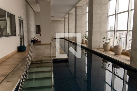 Apartamento à venda com 43m², 1 quarto e 1 vaga Apartamento à venda com 43m², 1 quarto e 1 vagaÁrea comum - Piscina