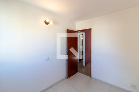 Quarto 1 de apartamento para alugar com 2 quartos, 50m² em Vila Inglesa, São Paulo
