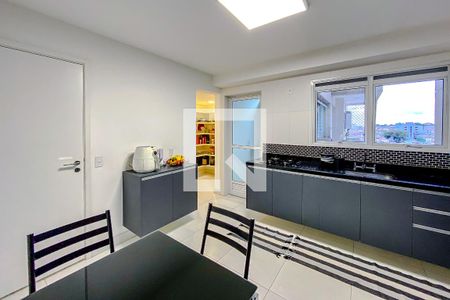 Apartamento à venda com 165m², 3 quartos e 3 vagasCozinha