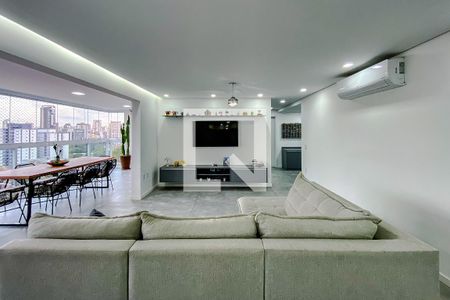 Apartamento à venda com 165m², 3 quartos e 3 vagasSala