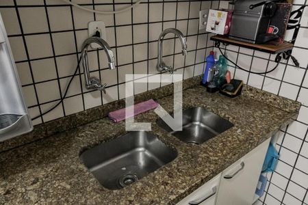 Apartamento à venda com 202m², 4 quartos e 3 vagasCozinha 