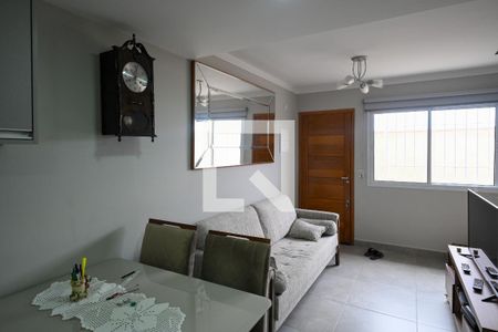 Sala de casa à venda com 2 quartos, 60m² em Vila Brasilio Machado, São Paulo