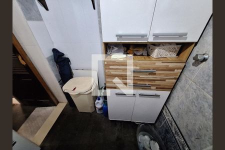 Casa à venda com 300m², 3 quartos e 1 vagaÁrea de serviço 2