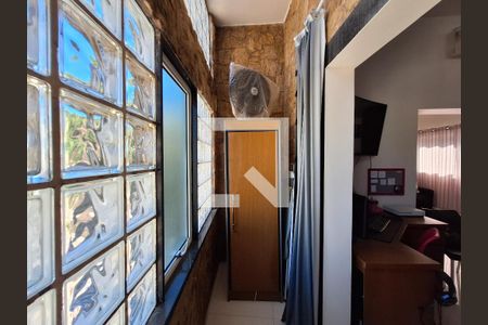 Casa à venda com 300m², 3 quartos e 1 vagaVaranda do quarto 3