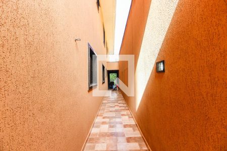 Casa para alugar com 239m², 3 quartos e 8 vagas Casa para alugar com 239m², 3 quartos e 8 vagasCorredor Externo