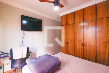 Suíte 1 de casa para alugar com 3 quartos, 239m² em Jardim Textil, São Paulo