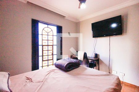 Suíte 1 de casa para alugar com 3 quartos, 239m² em Jardim Textil, São Paulo