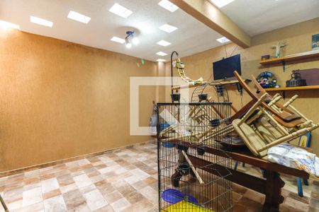 Casa para alugar com 239m², 3 quartos e 8 vagas Casa para alugar com 239m², 3 quartos e 8 vagasÁrea comum - Churrasqueira