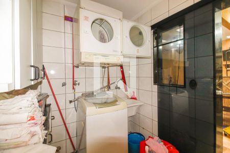 Casa para alugar com 239m², 3 quartos e 8 vagas Casa para alugar com 239m², 3 quartos e 8 vagasÁrea de Serviço