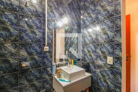 Casa para alugar com 239m², 3 quartos e 8 vagas Casa para alugar com 239m², 3 quartos e 8 vagasBanheiro da Suíte 2