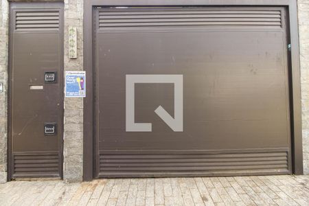 Casa para alugar com 239m², 3 quartos e 8 vagas Casa para alugar com 239m², 3 quartos e 8 vagasFachada da Casa