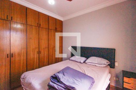 Suíte 1 de casa para alugar com 3 quartos, 239m² em Jardim Textil, São Paulo