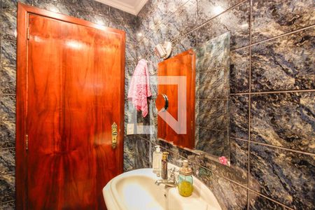 Casa para alugar com 239m², 3 quartos e 8 vagas Casa para alugar com 239m², 3 quartos e 8 vagasLavabo