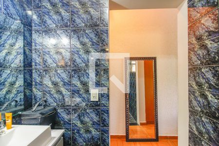 Casa para alugar com 239m², 3 quartos e 8 vagas Casa para alugar com 239m², 3 quartos e 8 vagasBanheiro da Suíte 2