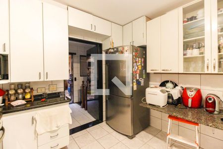 Casa para alugar com 239m², 3 quartos e 8 vagas Casa para alugar com 239m², 3 quartos e 8 vagasCozinha