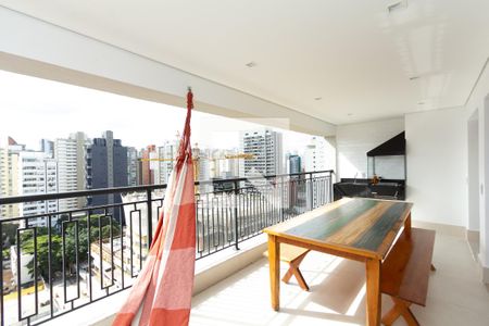 Varanda  de apartamento para alugar com 3 quartos, 149m² em Indianópolis, São Paulo