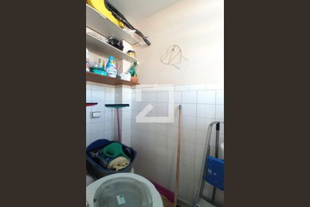 Apartamento à venda com 110m², 2 quartos e sem vaga Apartamento à venda com 110m², 2 quartos e sem vagaDespensa